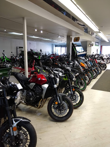 Boat Dealer «Bay Harbor Motors», reviews and photos, 457 Bay St, Staten Island, NY 10304, USA