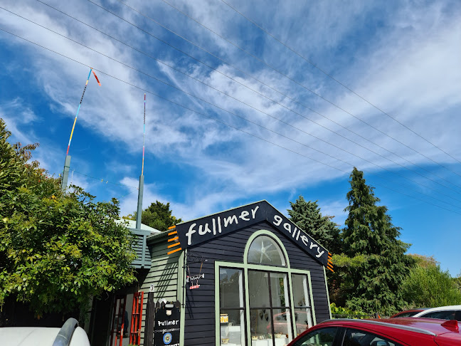 Fullmer gallery - Paint store