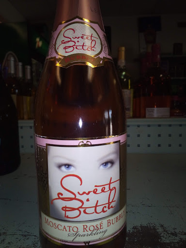 Liquor Store «R & H Liquor Stores», reviews and photos, 1662 TX-337 Loop, New Braunfels, TX 78130, USA