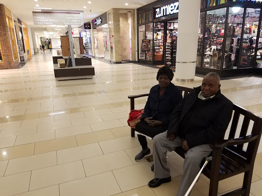 Shopping Mall «Monmouth Mall», reviews and photos, 180 New Jersey 35, Eatontown, NJ 07724, USA