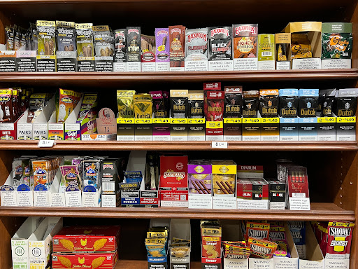 Wine Store «Canyon Crest Liquor», reviews and photos, 1350 Massachusetts Ave, Riverside, CA 92507, USA