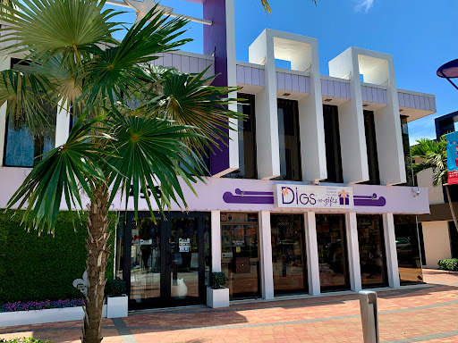 Digs N Gifts, 258 Commercial Blvd, Lauderdale-By-The-Sea, FL 33308, USA, 