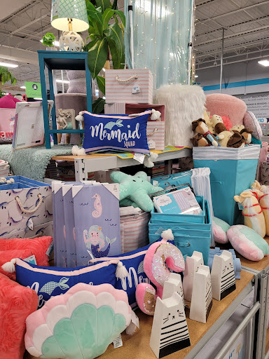 Home Goods Store «At Home», reviews and photos, 301 SouthTowne East Mall Dr, Wichita, KS 67207, USA