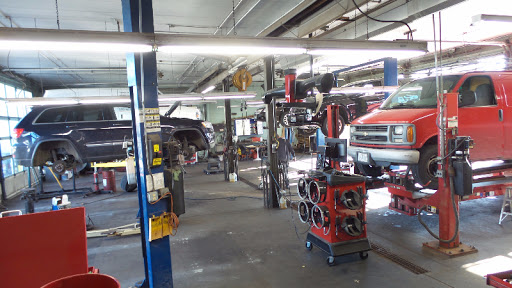 Auto Repair Shop «Hagens Automotive West», reviews and photos, 2315 Mannheim Rd, Melrose Park, IL 60164, USA