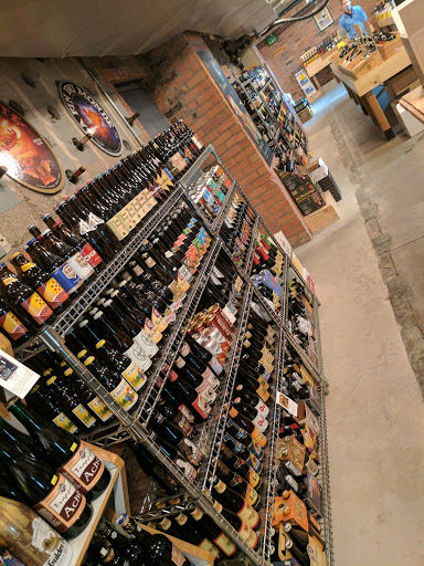 Wine Store «Cloverleaf Fine Wine & Craft Beer», reviews and photos, 711 S Main St, Royal Oak, MI 48067, USA