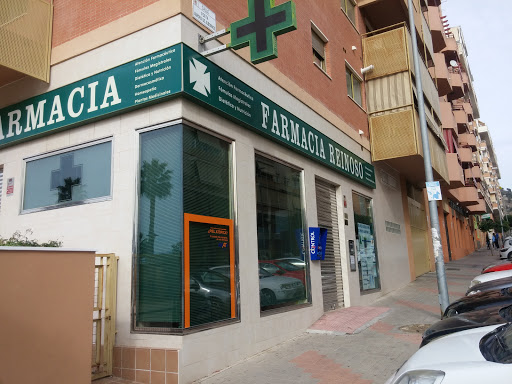 Información y opiniones sobre Farmacia Reinoso de Málaga