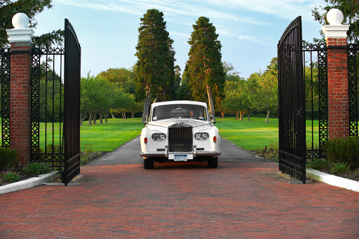 Wedding Venue «Bourne Mansion», reviews and photos, 500 Montauk Hwy, Oakdale, NY 11769, USA