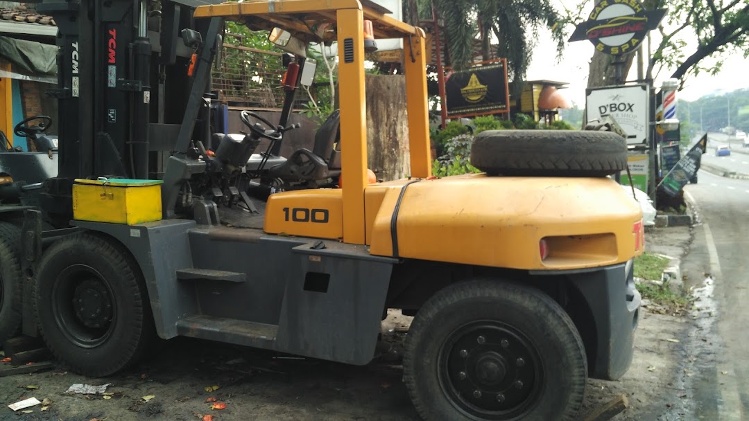 Sewa Rental Forklift Semarang