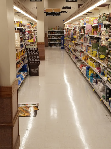 Grocery Store «Kroger», reviews and photos, 15455 Haggerty Rd, Plymouth, MI 48170, USA