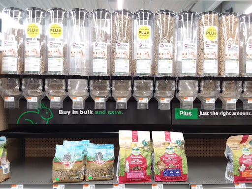 Pet Supply Store «Pet Supplies Plus», reviews and photos, 13360 W 87th St Pkwy, Lenexa, KS 66215, USA