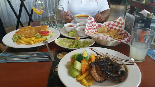 Lugares para cenar con amigos en Cancun