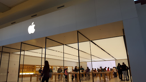 Computer Store «Apple Smith Haven», reviews and photos, 518 Smith Haven Mall, Lake Grove, NY 11755, USA