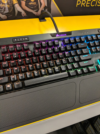 Electronics Store «Best Buy», reviews and photos, 2452 E Springs Dr, Madison, WI 53704, USA