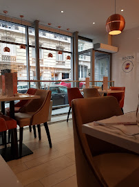 Atmosphère du Restaurant de sushis Bozen Iéna à Paris - n°4