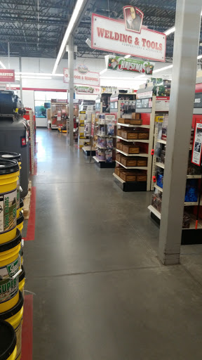 Home Improvement Store «Tractor Supply Co.», reviews and photos, 10545 E Main St, Apache Junction, AZ 85120, USA