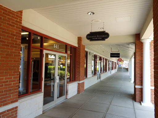 Clothing Store «Banana Republic», reviews and photos, 241 Fort Evans Rd NE, Leesburg, VA 20176, USA