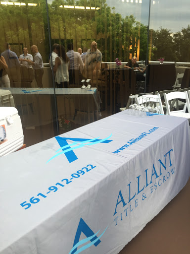 Title Company «Alliant Title & Escrow», reviews and photos