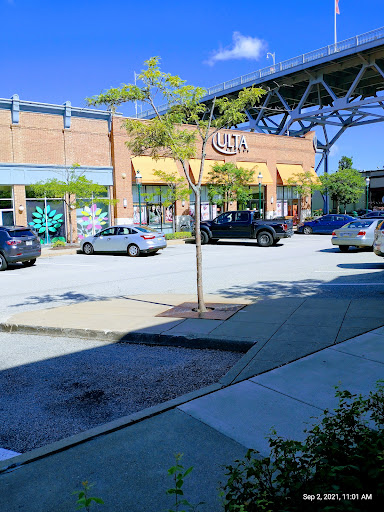 Hair Salon «Ulta Beauty», reviews and photos, 105 West Bridge St, Homestead, PA 15160, USA