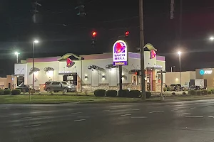 Taco Bell image