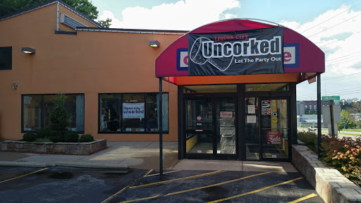 Liquor Store «Liquor City Uncorked», reviews and photos, 501 Crescent Ave, Covington, KY 41011, USA