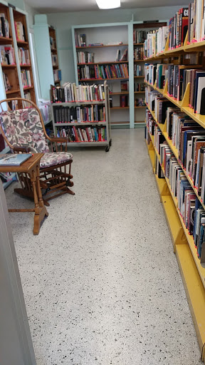 Used Book Store «Library Book Corner», reviews and photos, 1208 Kenlake Ave, Spring Hill, FL 34606, USA