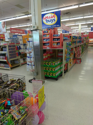 Grocery Store «Save-A-Lot», reviews and photos, 27155 Greenfield Rd, Southfield, MI 48076, USA
