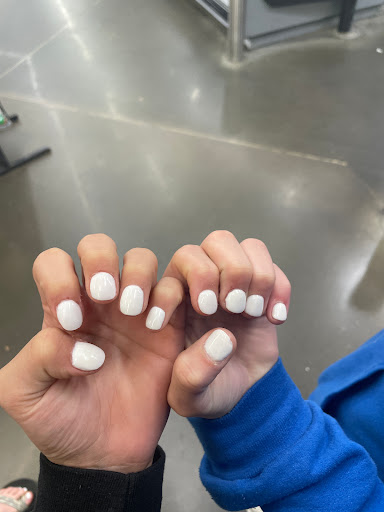 Nail Salon «Finest Nail & Tanning Salon», reviews and photos, 868 US-129 #11, Cleveland, GA 30528, USA