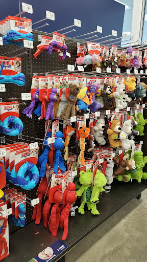 Pet Supply Store «Petco Animal Supplies», reviews and photos, 18200 NW Evergreen Pkwy, Beaverton, OR 97006, USA