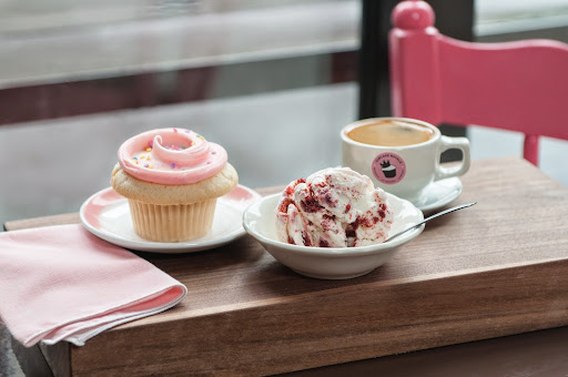 Cafe «Cupcake Royale», reviews and photos, 108 Pine St, Seattle, WA 98101, USA