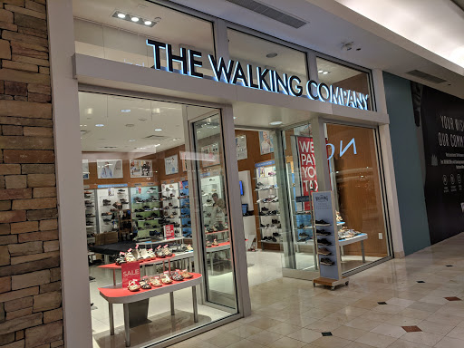 Shoe Store «The Walking Company», reviews and photos, 7101 Democracy Blvd, Bethesda, MD 20817, USA