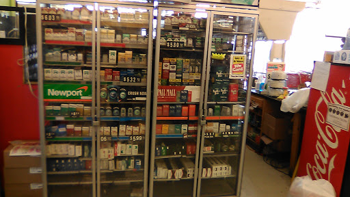 Grocery Store «Olde Towne Grocery», reviews and photos, 128 E Maple St, Jeffersonville, IN 47130, USA