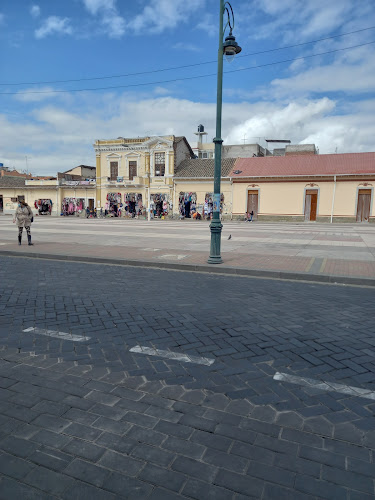 Plaza Roja o Plaza de la Concepción - Riobamba