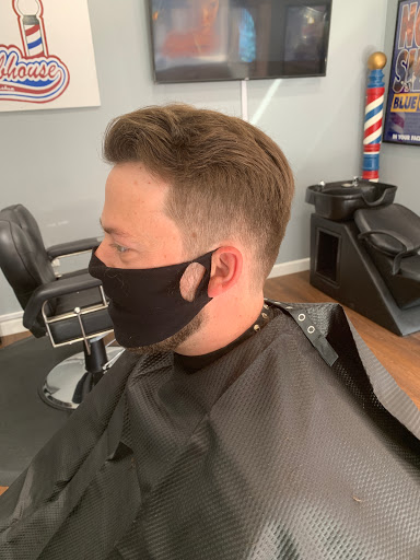 Barber Shop «Club House Barbershop», reviews and photos, 10 N Main St, Frankfort, IN 46041, USA