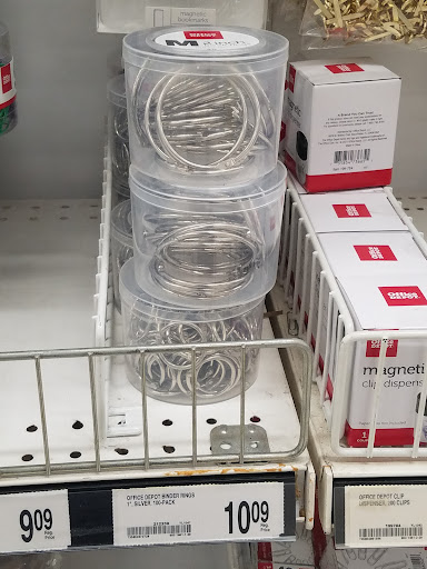 Office Supply Store «Office Depot», reviews and photos, 21110 Greenfield Rd, Oak Park, MI 48237, USA