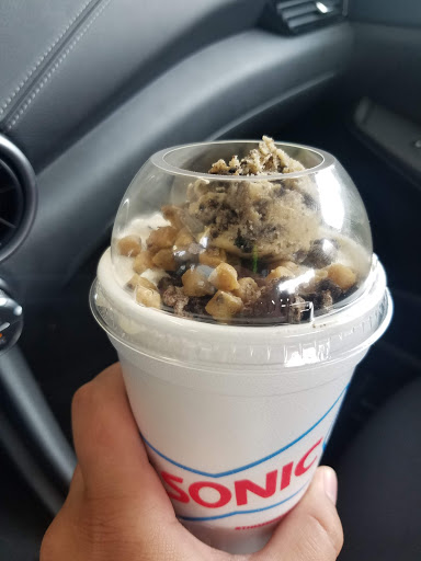 Fast Food Restaurant «Sonic Drive-In», reviews and photos, 330 Emerald Forest Blvd, Covington, LA 70433, USA