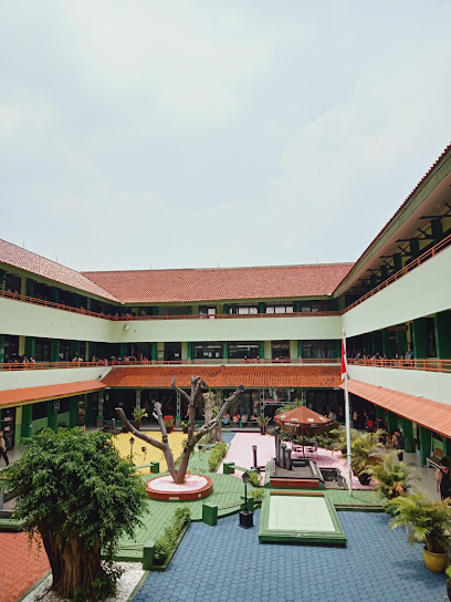SMA Negeri 99 Jakarta Timur
