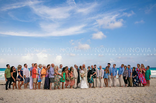 Travel Agency «Elm Grove Travel», reviews and photos, 13380 Watertown Plank Rd, Elm Grove, WI 53122, USA