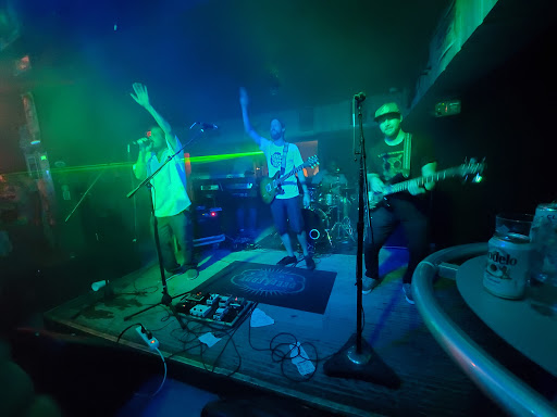 Bar «The Palm Room», reviews and photos, 11 E Salisbury St, Wrightsville Beach, NC 28480, USA