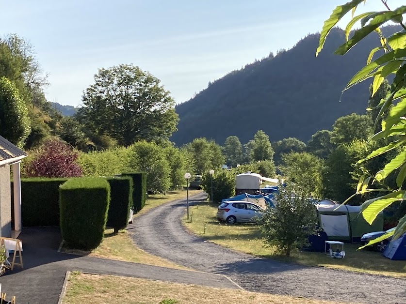 Camping de Voissières à Chambon-sur-Lac (Puy-de-Dôme 63)