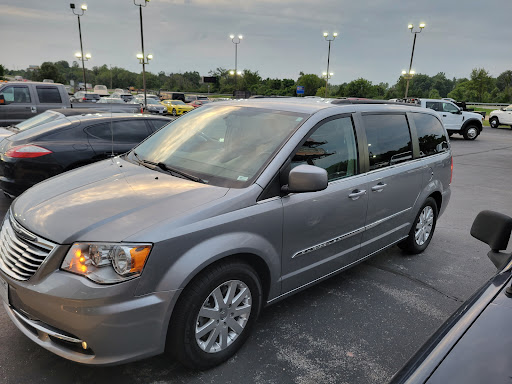 Used Car Dealer «Midwest Motors», reviews and photos, 1400 S Outer Rd E, Eureka, MO 63025, USA