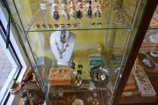 Gift Shop «Himalayan Gifts & Tailoring», reviews and photos, 1060 Main St, Newington, CT 06111, USA