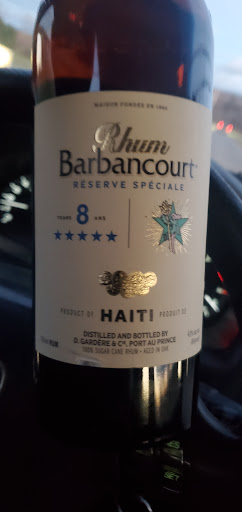 State Liquor Store «NH Liquor & Wine Outlet», reviews and photos, 10 Benning St, West Lebanon, NH 03784, USA