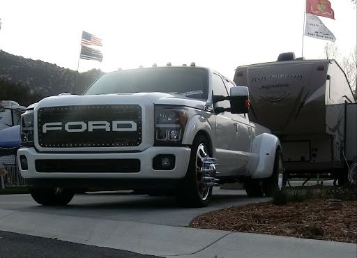 Endless Autosalon Vehicle Wraps and Automotive Window Tint image
