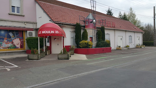 Moulin Rouge 25400 Taillecourt