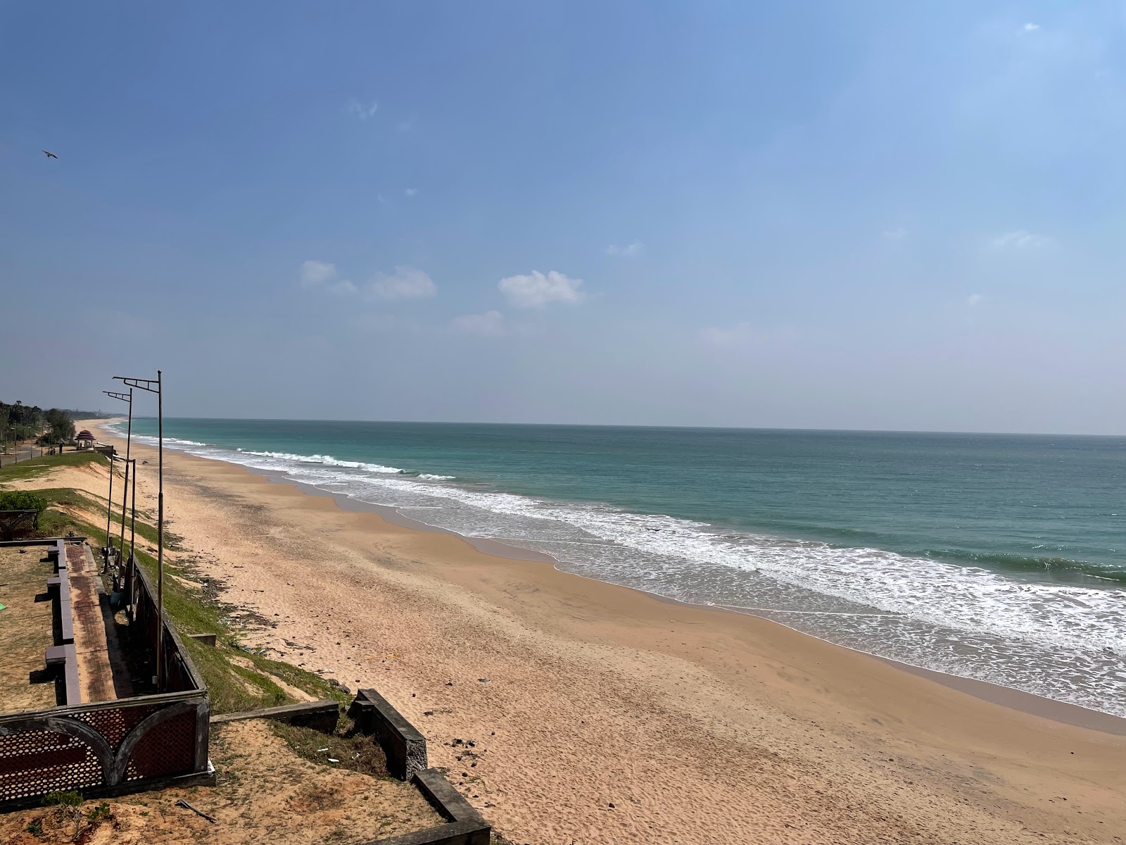 Foto av Chothavilai Beach med hög nivå av renlighet