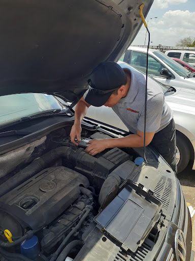 Auto Parts Store «AutoZone», reviews and photos, 300 W Palm Valley Blvd, Round Rock, TX 78664, USA