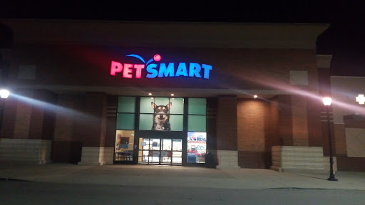 Pet Supply Store «PetSmart», reviews and photos, 7574 Voice of America Centre Dr, West Chester Township, OH 45069, USA