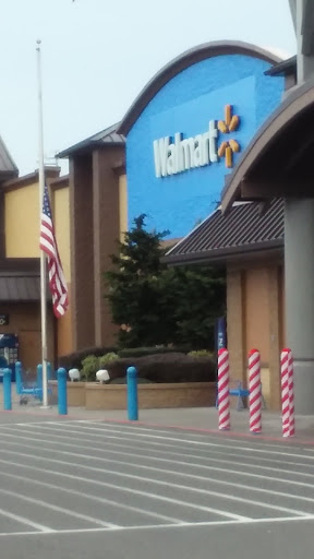 Department Store «Walmart Supercenter», reviews and photos, 762 Outlet Collection Way, Auburn, WA 98001, USA
