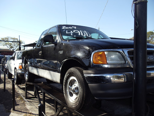 Used Car Dealer «Bay Auto wholesale», reviews and photos, 6823 N Florida Ave, Tampa, FL 33604, USA