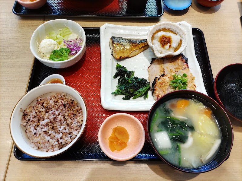 大戸屋ごはん四日市笹川店